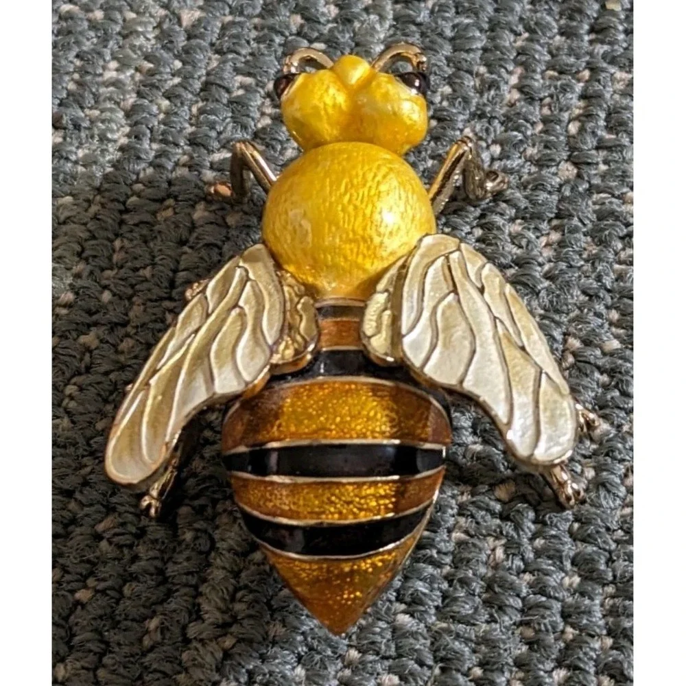 Fancy Honey Bee Trinket Box Enameled Metal Magnetic Jewelry